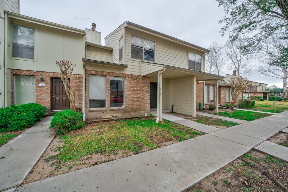 7848 Green Lawn Dr unit 7848, Houston, TX 77088 - photo 1