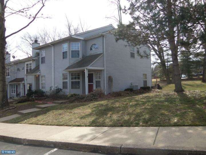 48 Old Mill Ln, Southampton, PA 18966 - photo 1