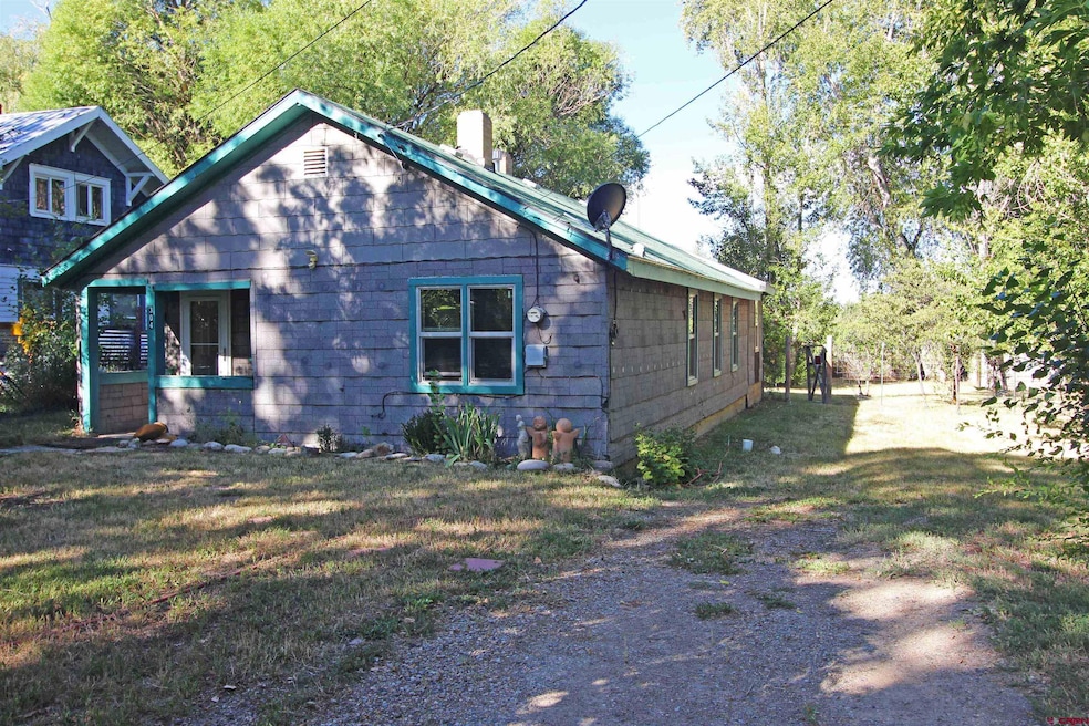 304 S Walnut St, Mancos, CO 81328 - photo 1