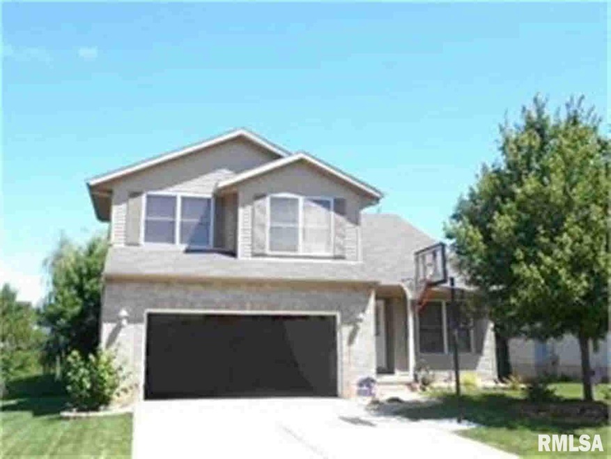 2626 W 62nd St, Davenport, IA 52806 - photo 1