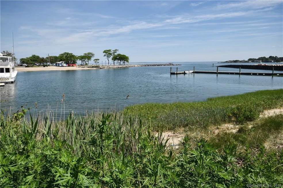 61 Seaview Ave unit 4, Stamford, CT 06902 - photo 1