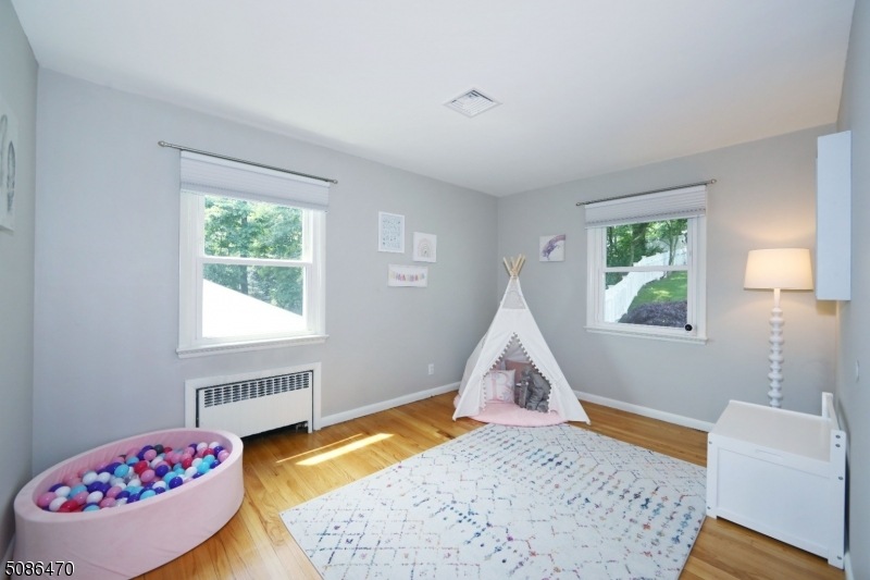 207 Macdonald Dr, Wayne, NJ 07470 - photo 1