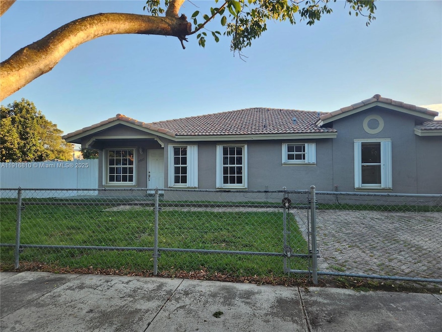 13822 SW 256th St, Homestead, FL 33032 - photo 1