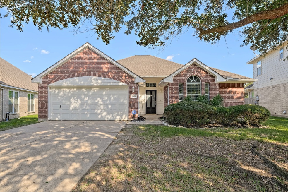 8958 Green Castle Way, Houston, TX 77095 - photo 1
