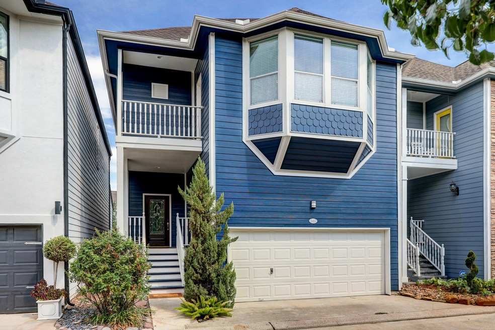 3414 Garden Shadow Ln, Houston, TX 77018 - photo 1