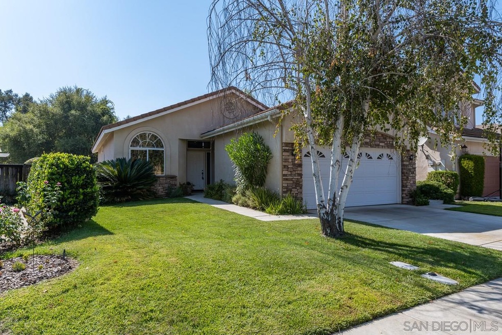 29580 Platanus Dr, Escondido, CA 92026 - photo 1