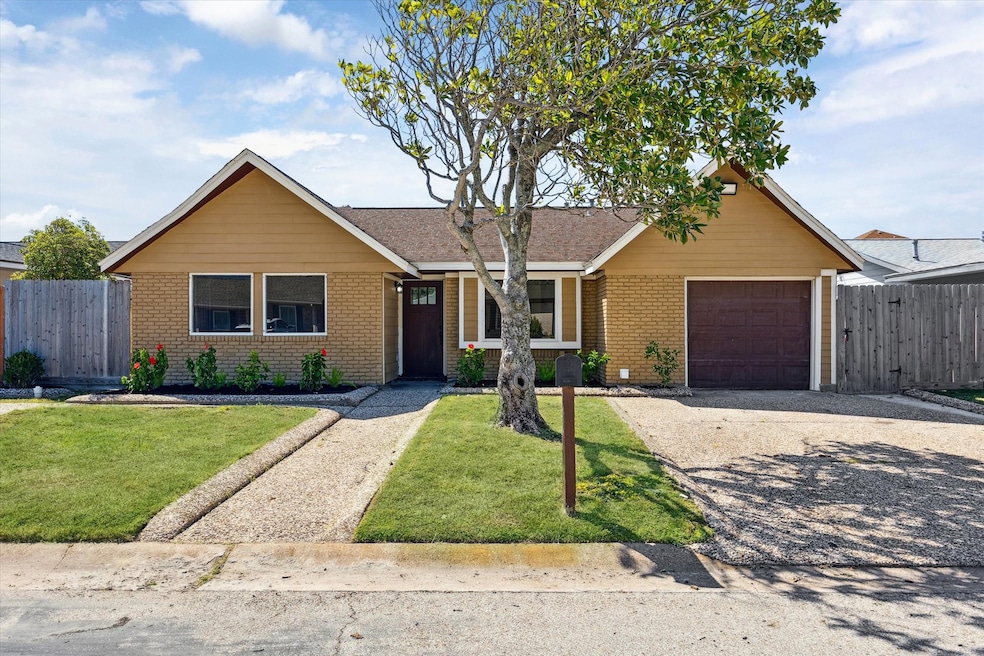 Welcome to 3411 80th Street. 4 Bedrooms and three bathrooms open concept house.