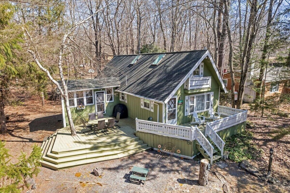 324 Owassa Dr, Pocono Lake, PA 18347 - photo 1