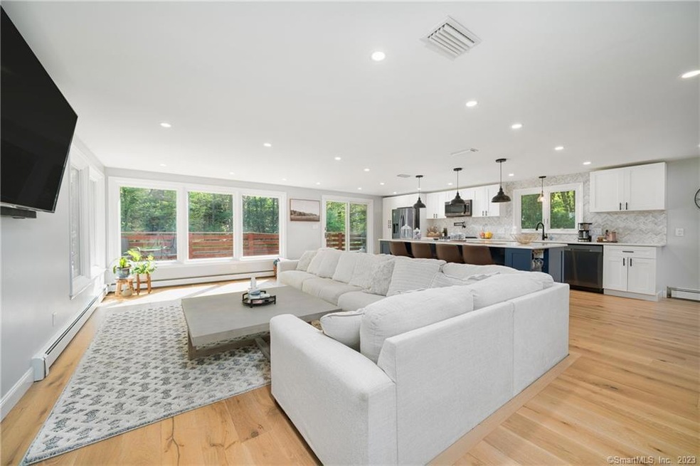 108 Hurlburt St, Glastonbury, CT 06033 - photo 1