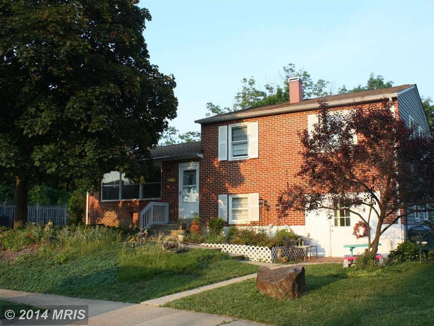 205 Worthmont Rd, Catonsville, MD 21228 - photo 1