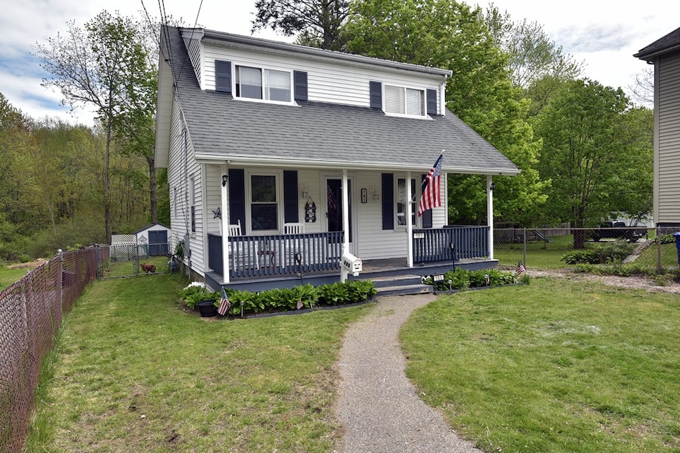 185 Myrtle St, Rockland, MA 02370 - photo 1