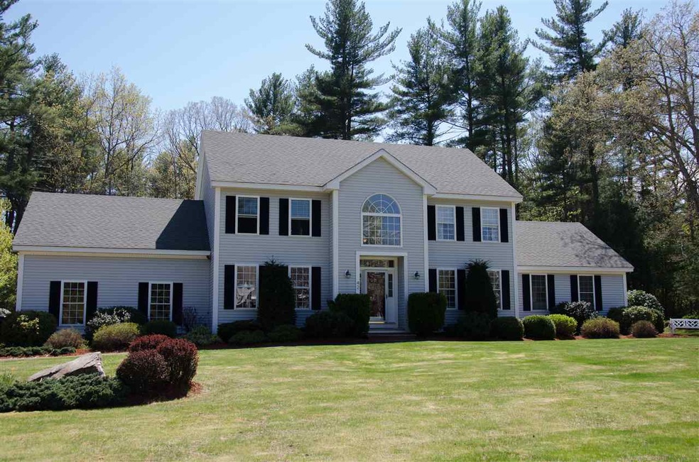 42 Buckingham Dr, Londonderry, NH 03053 - photo 1