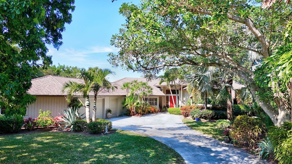 For Sale $825,000 • Co-Listing Agent