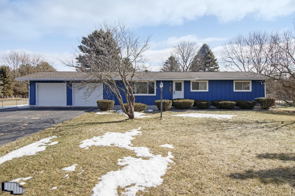 8889 Angling Rd, Portage, MI 49024 - photo 1