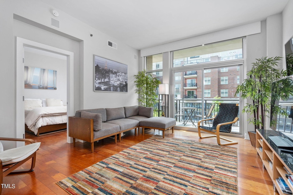 46-web-or-mls-140-w-franklin-st-224