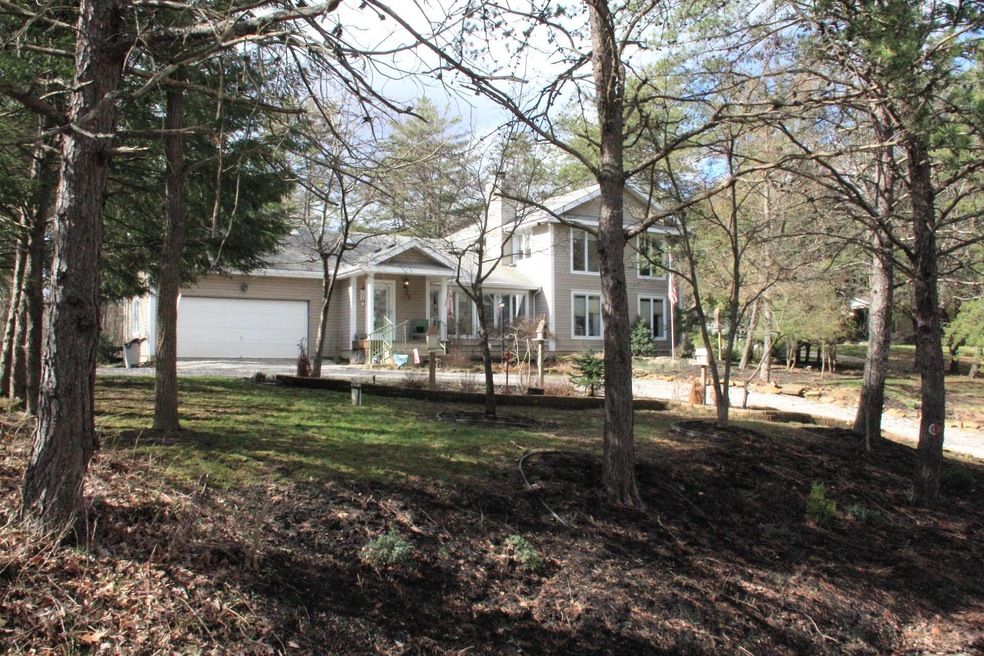 364 Osage Lane, Hide-A-Way Hills Club