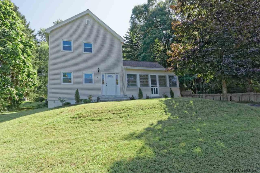 6 Acorn Ave, Rensselaer, NY 12144 - photo 1