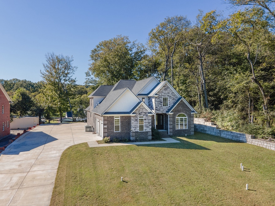 601 Joyce Ave, Lewisburg, TN 37091 - photo 1