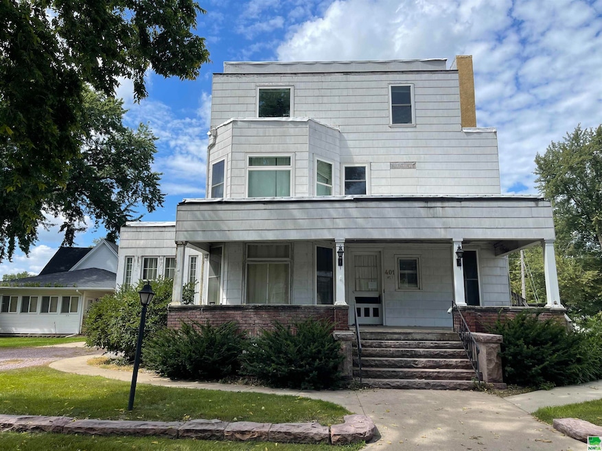 401 Central Ave SW, Le Mars, IA 51031 - photo 1