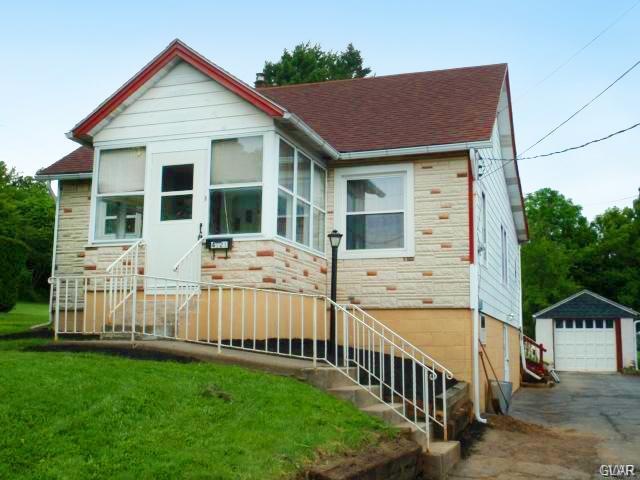 4121 Lehigh St, Whitehall, PA 18052 - photo 1