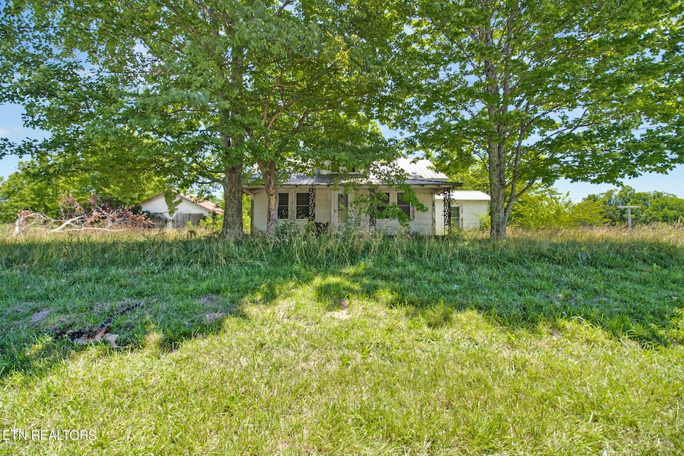 4805 S York Hwy, Jamestown, TN 38556 - photo 1