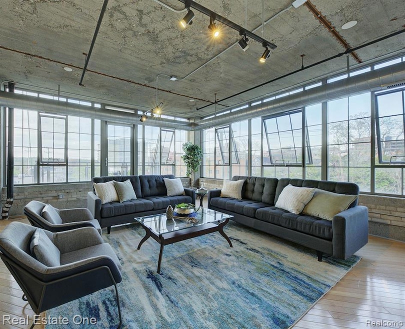 Welcome to Liberty Lofts Unit #410