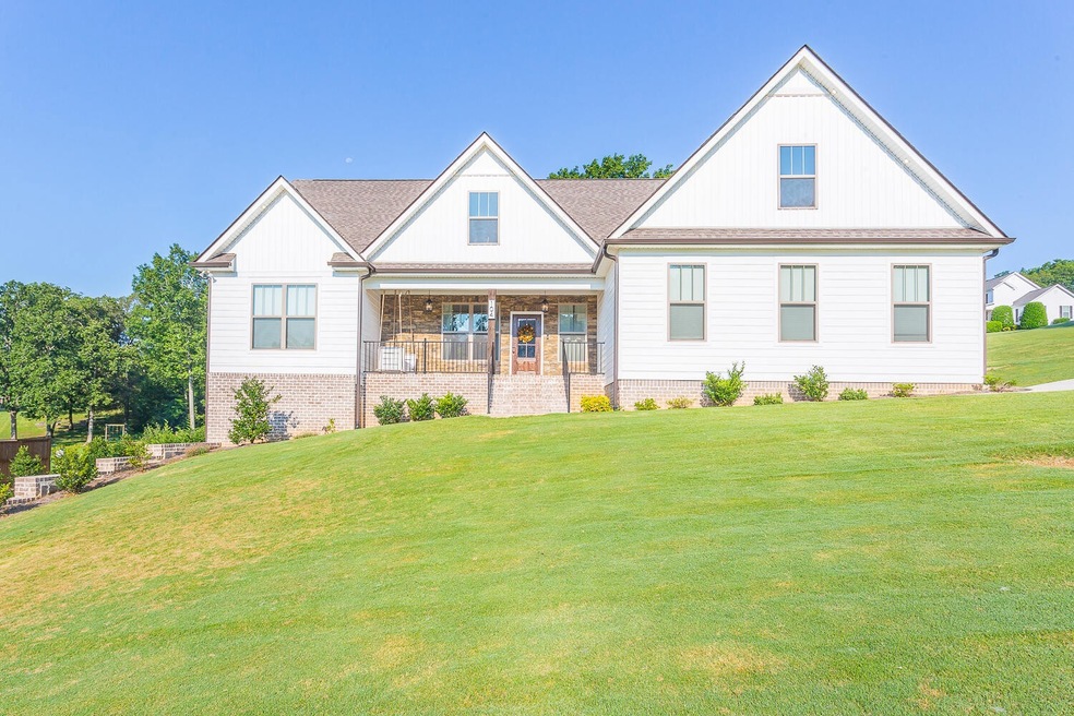 104 Fieldstone, Tunnel Hill, GA 30755 - photo 1