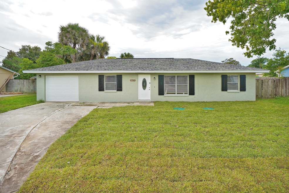 4760 Fairsun St-28