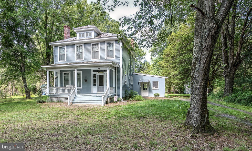 10204 Ridgefield Rd, Ruther Glen, VA 22546 - photo 1