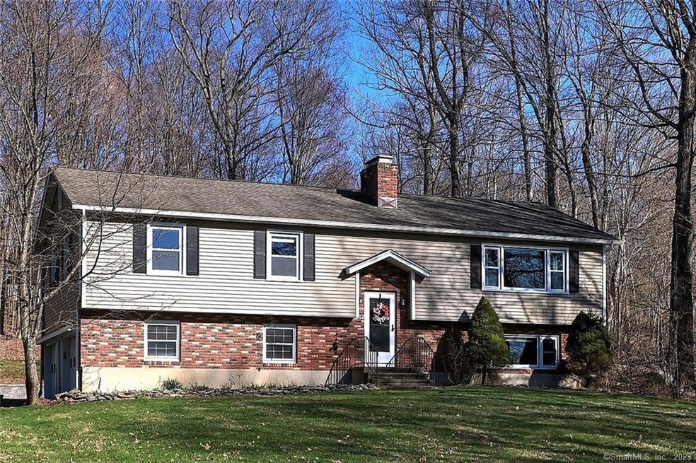 312 Turkey Roost Rd, Monroe, CT 06468 For Sale