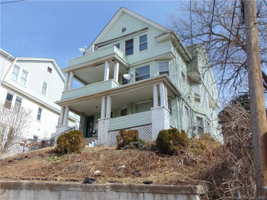 61 Walnut Ave, Waterbury, CT 06704 - photo 1
