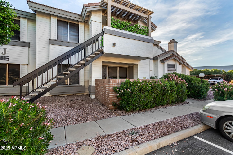 2201 N Comanche Dr unit 1067, Chandler, AZ 85224 - photo 1