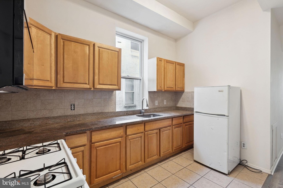 1540 N 18th St unit 1, Philadelphia, PA 19121 - photo 1