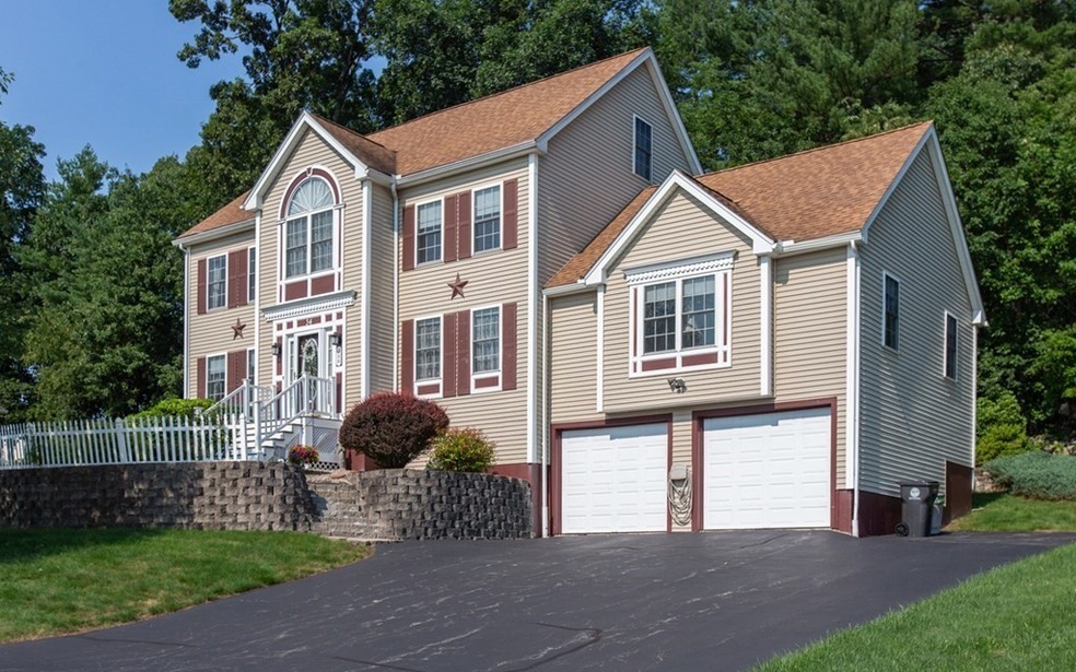 34 Sarah j Cir, Haverhill, MA 01832 - photo 1