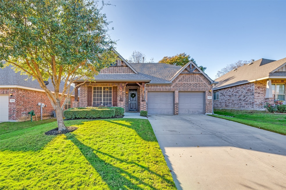1323 Wildflower Ln, Wylie, TX 75098 - photo 1