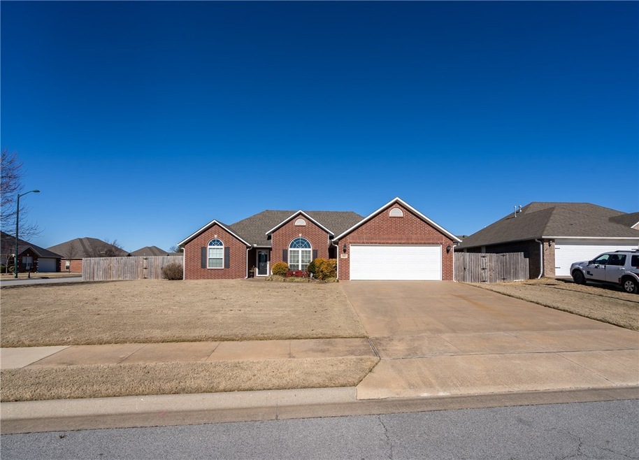 5007 Covington Rd, Siloam Springs, AR 72761 - photo 1