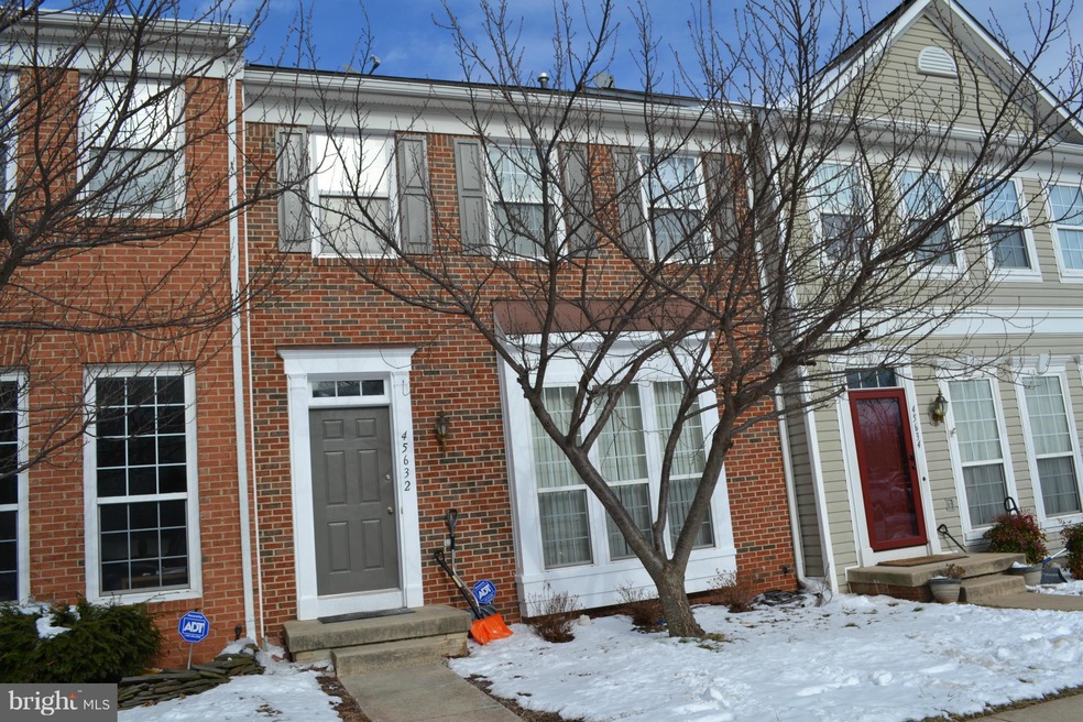 45632 Waterloo Station Square, Sterling, VA 20166 - photo 1