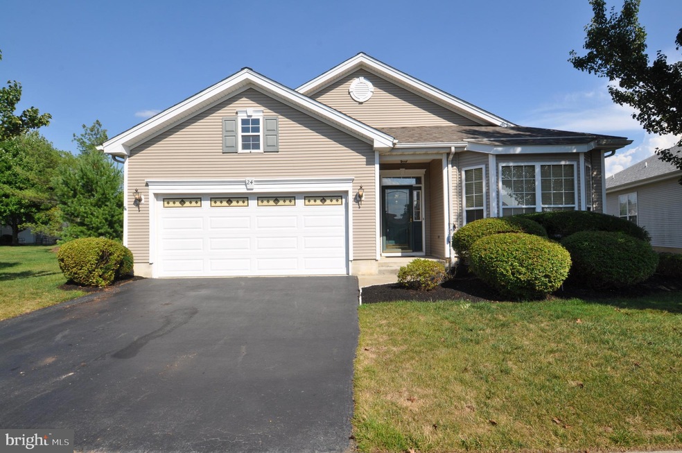 24 Allister Ln, Columbus, NJ 08022 - photo 1