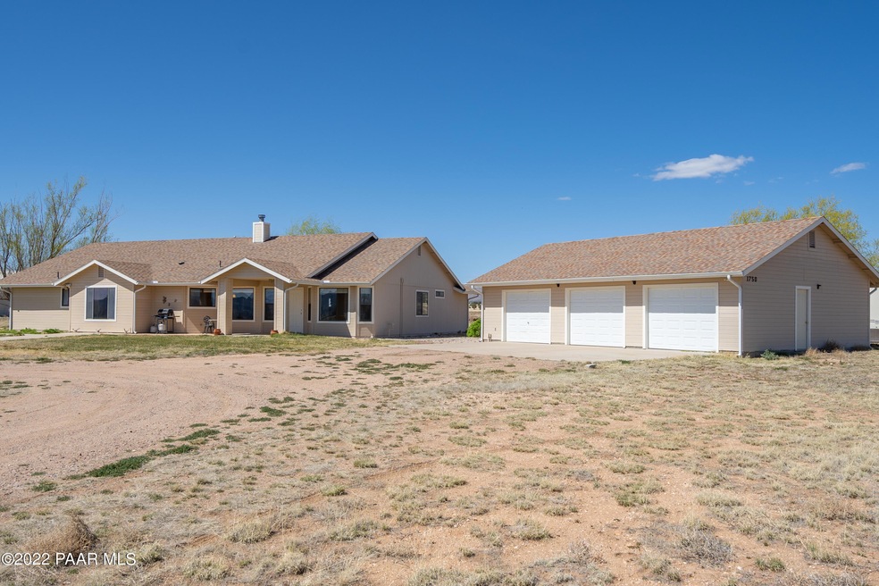 1750 W Vista Way, Paulden, AZ 86334 - photo 1