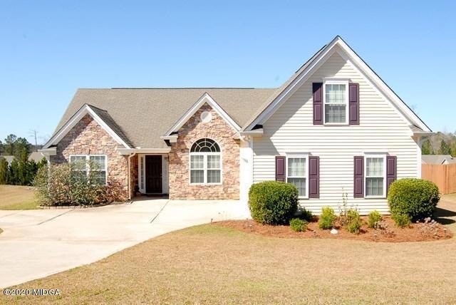221 Heathwood Dr, Macon, GA 31206 - photo 1
