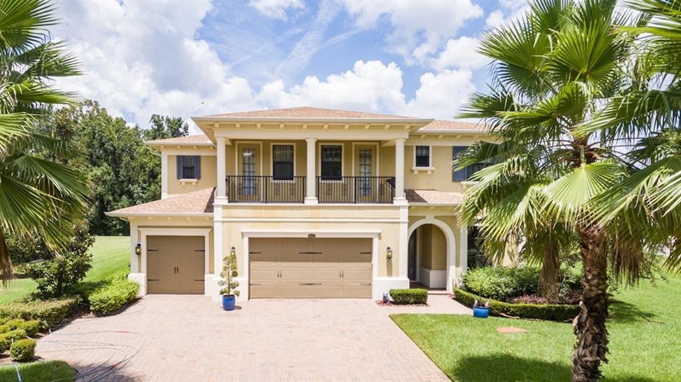 front of house- neighbors only to the left