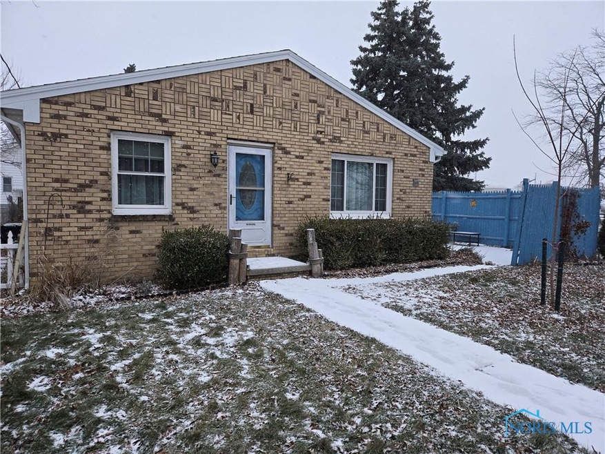 3418 141st St, Toledo, OH 43611 - photo 1