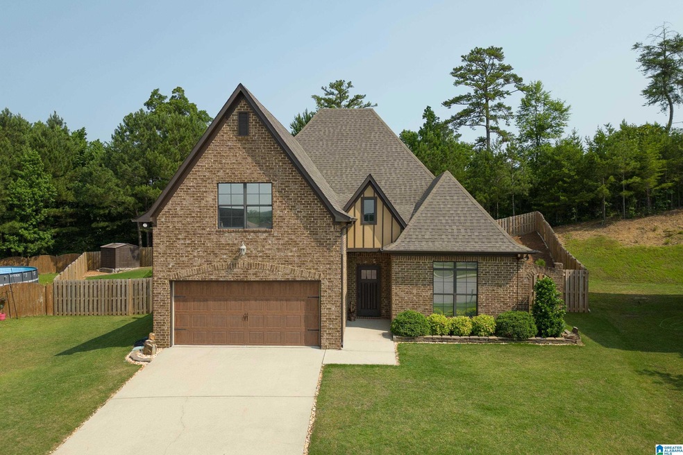 2079 Kerry Cir, Calera, AL 35040 - photo 1