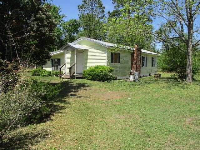 2086 W Mitchell St, Adel, GA 31620 - photo 1