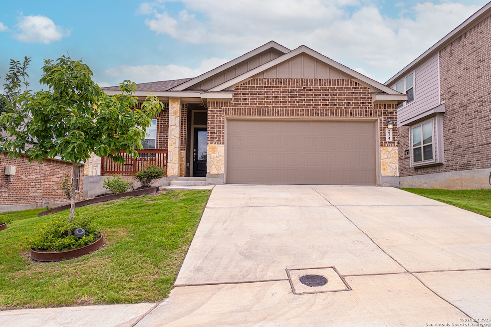 234 Fernwood Dr, Schertz, TX 78108 - photo 1