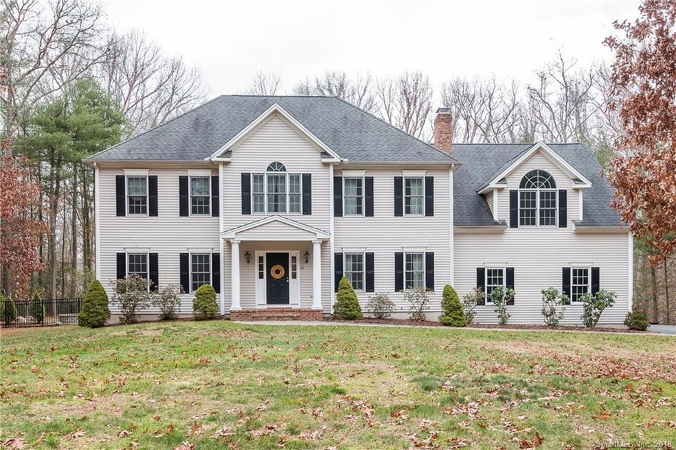 61 Shaker Ct, Guilford, CT 06437 - photo 1