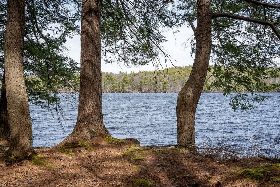 00 E Washington Rd, Hillsborough, NH 03244 - photo 1