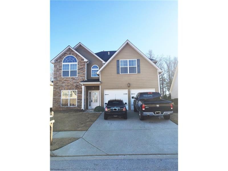 Charming 4 bed/ 2.5 bath home in great neighborhoo