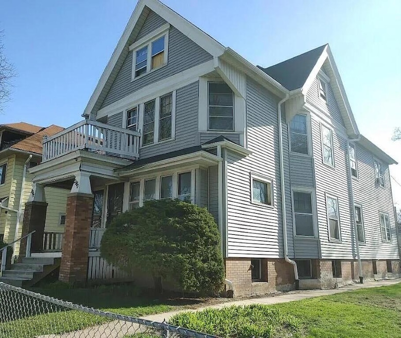 2960 N 6th St unit 2962, Milwaukee, WI 53212 - photo 1