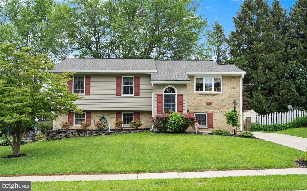 806 Suburbian Rd, Reisterstown, MD 21136 - photo 1